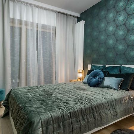Mennica Residence Chic Apartment Варшава Экстерьер фото